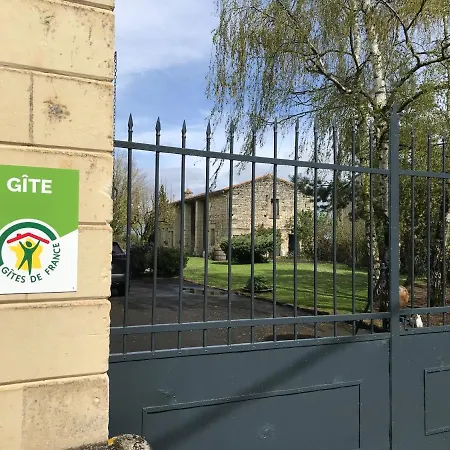 Au Boom Coeur - Petit Dejeuner Inclus - En Option Nocleg ze śniadaniem 3*