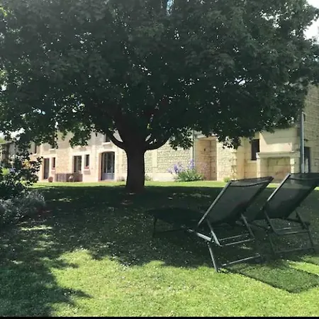 Au Boom Coeur - Petit Déjeuner Inclus - En Option Couette-café Tourtenay