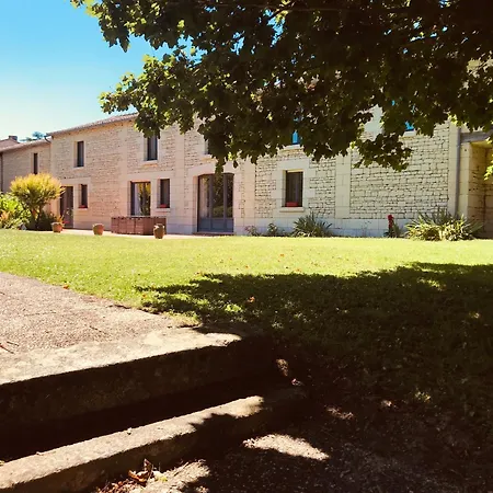 Au Boom Coeur - Petit Dejeuner Inclus - En Option Bed & Breakfast