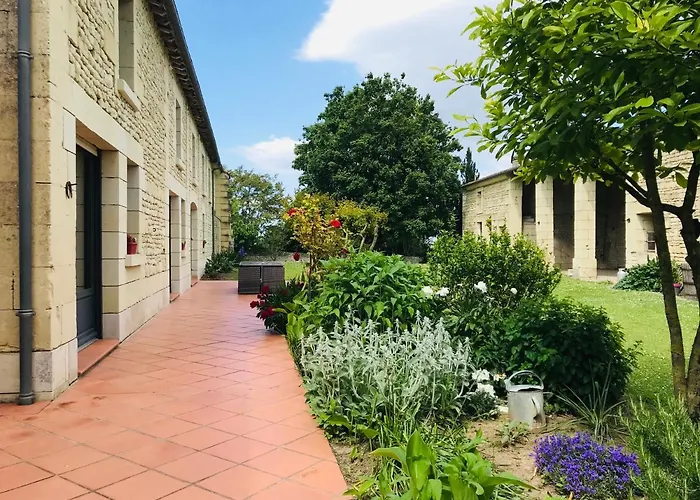 Au Boom Coeur - Petit Déjeuner Inclus - En Option Bed and breakfast Tourtenay