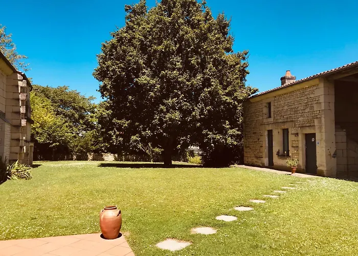 Au Boom Coeur - Petit Déjeuner Inclus - En Option Bed and breakfast Tourtenay